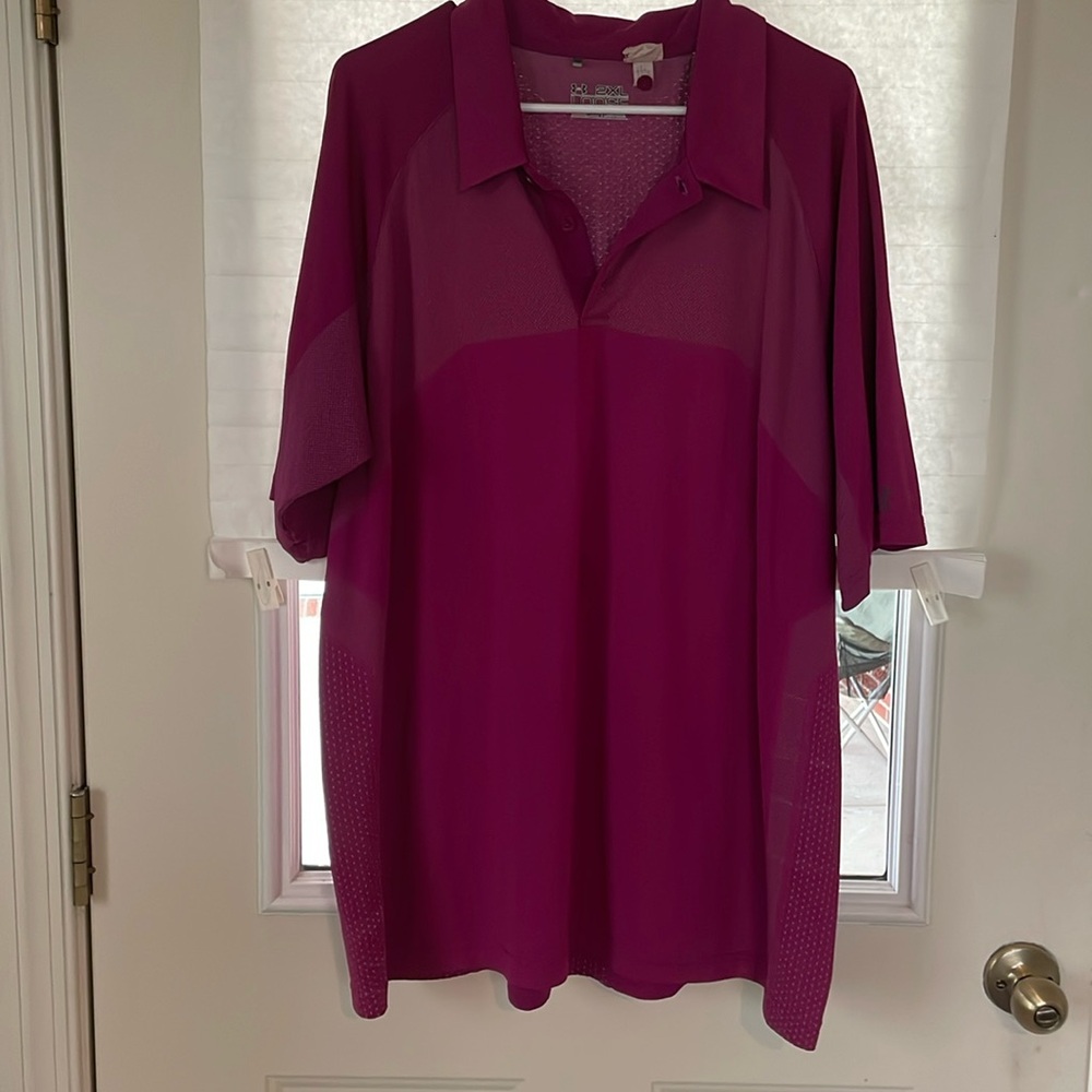 2x Polo style shirts